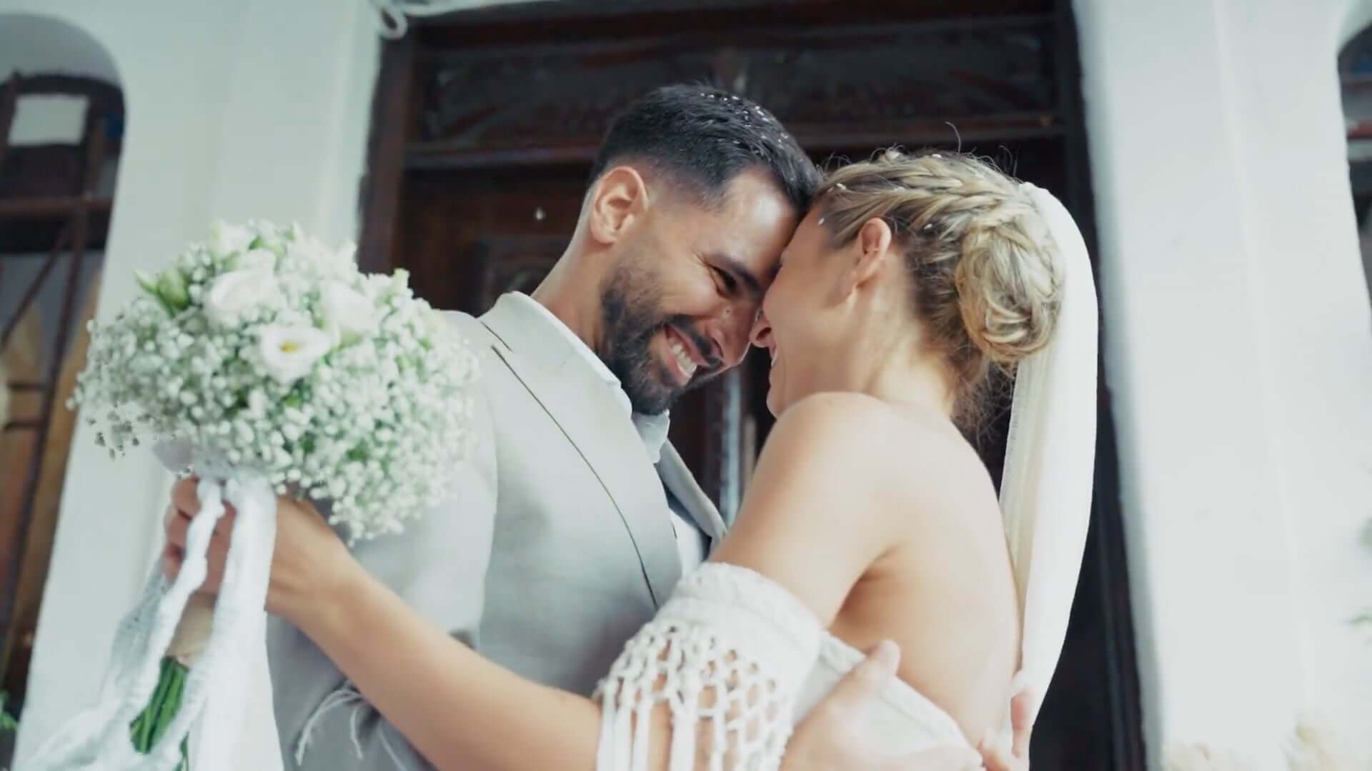 Thiseas & Eva